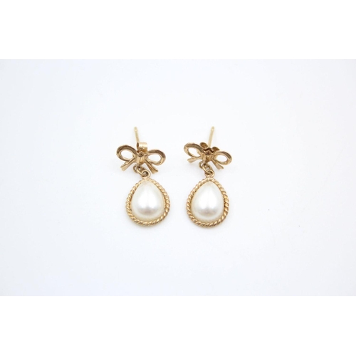 86 - 3 x 9ct gold faux pearl earrings 2.4 grams gross