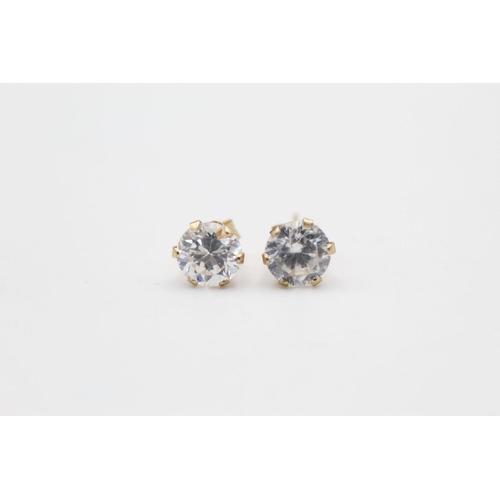 90 - 3 x 9ct gold gemstone stud earrings 3 grams gross