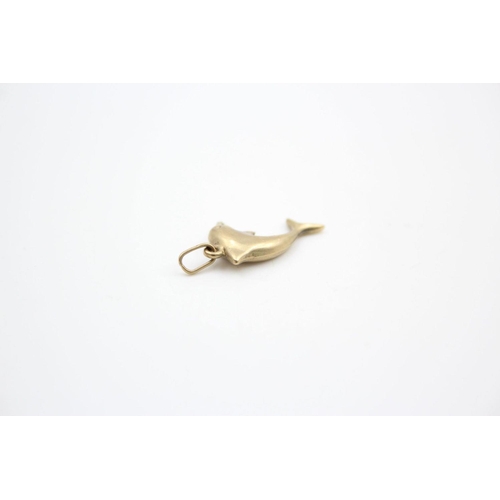 92 - 3 x 9ct gold dolphin and unicorn pendants 1.5 grams gross