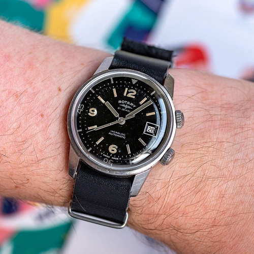 210 - RARE GENTLEMAN'S ROTARY COMPRESSOR DIVING 1042 WITH ETA 2452, CIRCA. 1960S, circular glossy black di... 