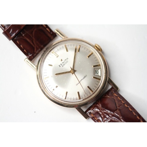 64 - VINTAGE 9CT ZENITH 2600 AUTOMATIC WRIST WATCH, circular silver dial with baton hour markers, date fu... 