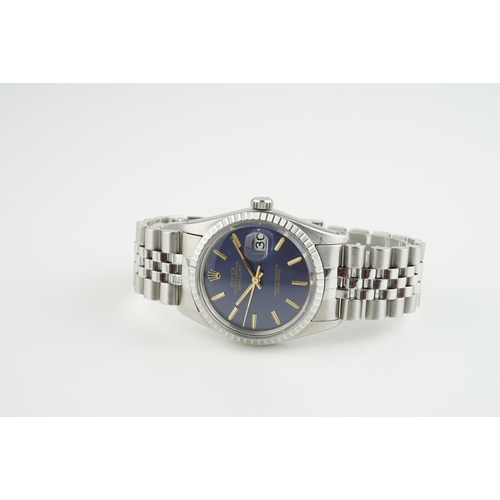 117 - GENTLEMENS ROLEX OYSTER PERPETUAL DATEJUST WRISTWATCH REF. 16030 CIRCA 1984, circular blue dial with... 