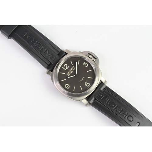 26 - PANERAI LUMINOR 8 DAYS BOX AND PAPERS 2014 PAM0562, circular black sandwich dial with baton and arab... 