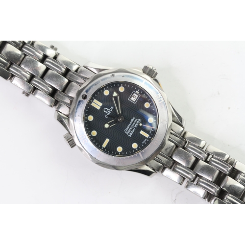 27 - OMEGA SEAMASTER MID-SIZE QUARTZ BOX AND PAPERS, circular blue wave dial with patina dot hour markers... 