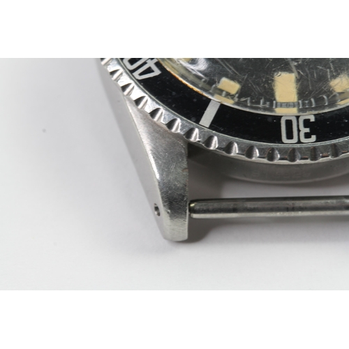51 - TUDOR SUBMARINER SNOWFLAKE 7016/0 US NAVY DIVER CIRCA 1974, circular gloss black dial with with crea... 