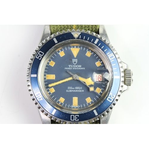 54 - TUDOR SUBMARINER SNOWFLAKE BLUE 7021/0 CIRCA 1972, circulae blue dial with cream patina hour markers... 