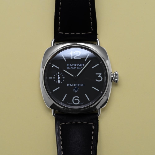 118 - GENTLEMAN'S PANERAI RADIOMIR BLACK SEAL LOGO, PAM00754, DECEMBER 2021 BOX AND PAPERS, 45MM CASE, cir... 