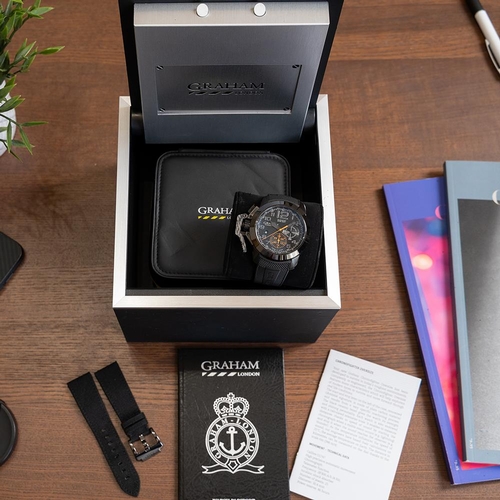125 - GENTLEMAN'S GRAHAM LONDON CHRONOFIGHTER BLACK FOREST LIMITED EDITION, CIRCA. 2015 BOX & PAPERS, 47MM... 