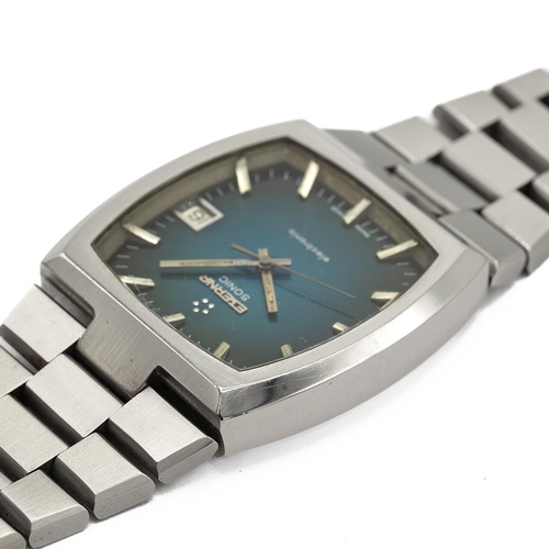 153 - GENTLEMAN'S ETERNA SONIC ELECTRONIC INTEGRATED BRACELET FUME DIAL, CIRCA. 1970S, 37MM CASE, cushion ... 