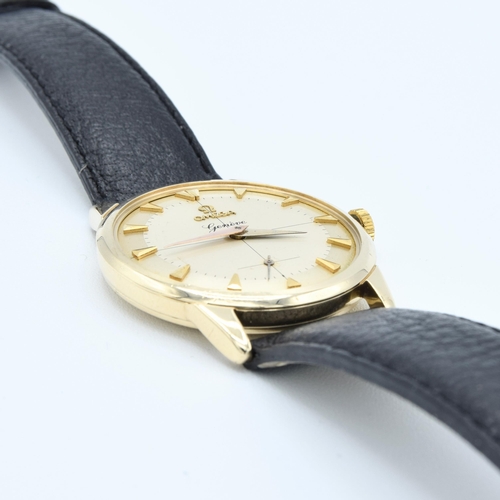 189 - OMEGA GENEVE IN SOLID 9CT GOLD WITH ORIGINAL TWO-TONE DIAL CROSS HAIR DIAL & ARROW BATONS 1956. SERI... 