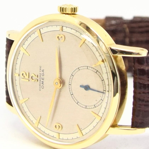 196 - RARE OMEGA CHRONOMETER IN 14CT GOLD WITH TWO TONE DIAL MODEL 2364 1944. SERIAL 10505237, REFERENCE 2... 