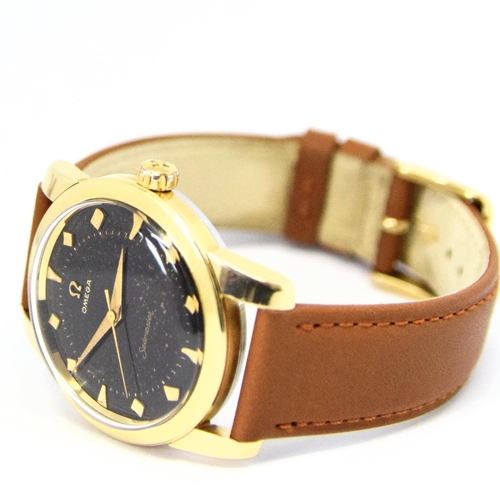 205 - OMEGA SEAMASTER WRISTWATCH MODEL 2759-2 WITH ORIGINAL BLACK DIAL IN GOLD-CAPPED CASE 1956. SERIAL 15... 