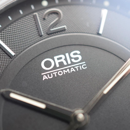 206 - ORIS CLASSIC DATE 7594 WITH BLACK DIAL IN STAINLESS STEEL ON BRACELET CIRCA 2014 CAL. 733 (SELLITA S... 