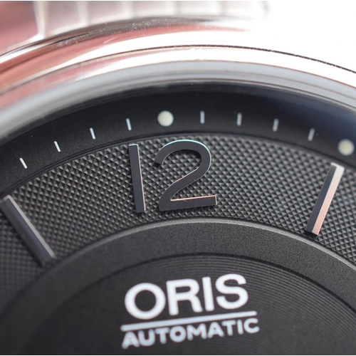 206 - ORIS CLASSIC DATE 7594 WITH BLACK DIAL IN STAINLESS STEEL ON BRACELET CIRCA 2014 CAL. 733 (SELLITA S... 