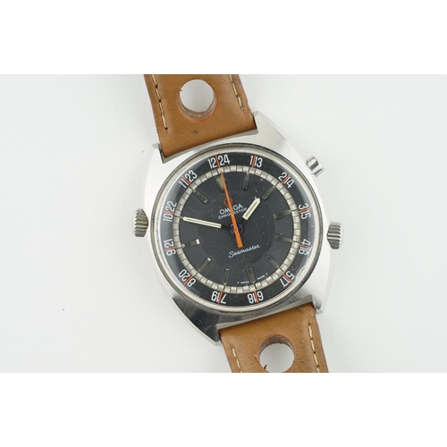 225 - RARE OMEGA CHRONOSTOP SEAMASTER WRISTWATCH, circular black dial with stick hour markers and hands, 4... 