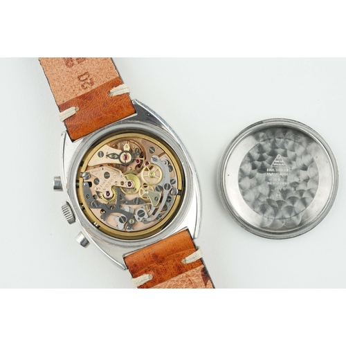 226 - OMEGA SEAMASTER CHRONOGRAPH REF. 145.016 CIRCA 1968, circular silver triple register dial with stick... 