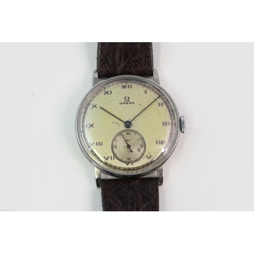 342 - VINTAGE OMEGA OVERSIZE MANUAL WIND 30T2 CIRCA 1939, circular champagne patina dial with roman numera... 