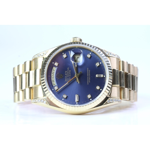 65 - 18CT ROLEX DAY DATE RARE DIAMOND DIAL WITH BOX CIRCA 1978, circular faded colour change sunburst blu... 