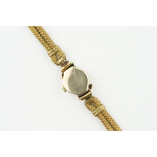 85 - TUDOR ROYAL 9CT GOLD WRISTWATCH CIRCA 1965, circular dial with hour markers and hands, 15mm 9ct gold... 