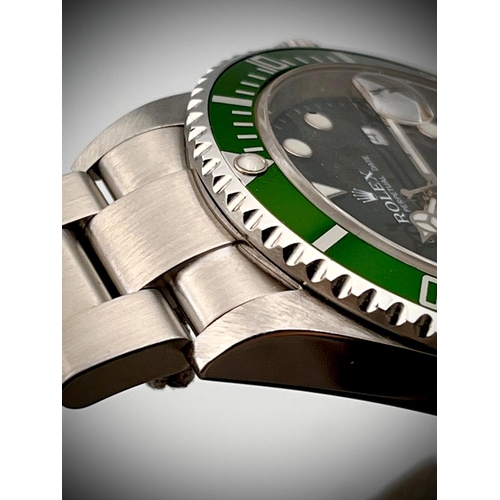 62 - ROLEX SUBMARINER 'KERMIT' 16610LV FULL SET 2010, circular gloss black dial with applied hour markers... 