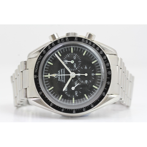 112 - OMEGA SPEEDMASTER PROFESSIONAL 145.022 WITH PAPERS '220' BEZEL STRAIGHT WRITING, circular black dial... 