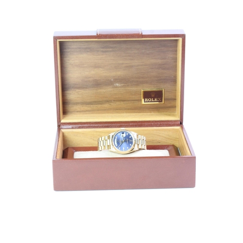 116 - 18CT ROLEX DAY DATE RARE DIAMOND DIAL WITH BOX CIRCA 1978, circular faded colour change sunburst blu... 