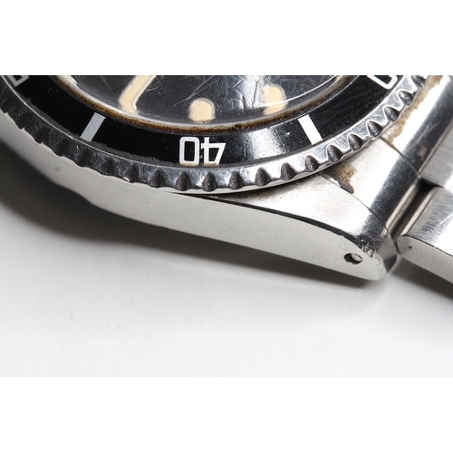 119 - ROLEX SUBMARINER 5513 CIRCA 1966, circular later dial with applied hour markers, later mercedes hand... 