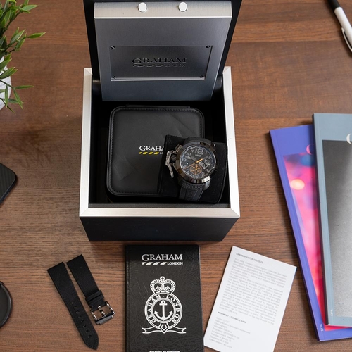 70 - GENTLEMAN'S GRAHAM LONDON CHRONOFIGHTER BLACK FOREST LIMITED EDITION, CIRCA. 2015 BOX & PAPERS, 47MM... 