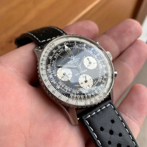 186 - BREITLING NAVITIMER TWIN PLANE CHRONOGRAPH REF. 806 CIRCA 1960S, circular black triple register dial... 