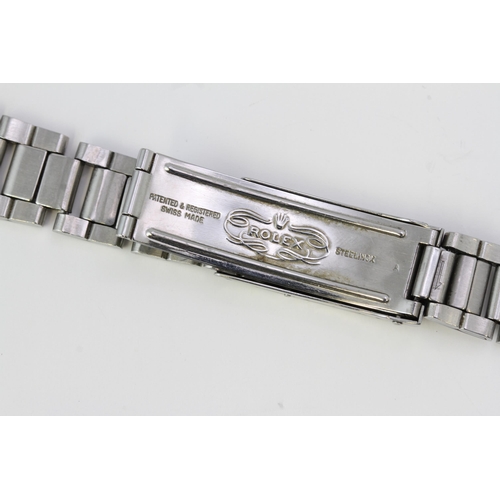 25 - VINTAGE ROLEX OYSTERDATE REFERENCE 6694 CIRCA 1969, circular sunburst grey dial with baton hour mark... 