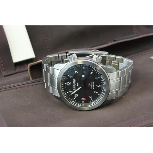 68 - RARE BREMONT ISSUED SO19 MB11 AUTOMATIC WATCH WITH BOX AND PAPERS 2015, circular black dial with ara... 