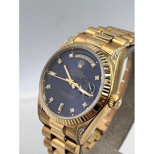 48 - 18CT VINTAGE ROLEX DAY DATE 18038 WITH BOX CIRCA 1978, Blue faded dial with diamond dot hour markers... 