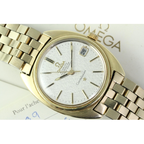 56 - VINTAGE OMEGA CONSTELLATION REFERENCE 168.017 WITH PAPERS 1973, circular silver textured dial with b... 