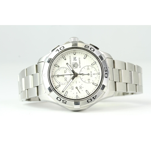 60 - TAG HEUER AQUARACER CHRONOGRAPH AUTOMATIC REFERENCE CAP2111, circular silver dial with baton hour ma... 