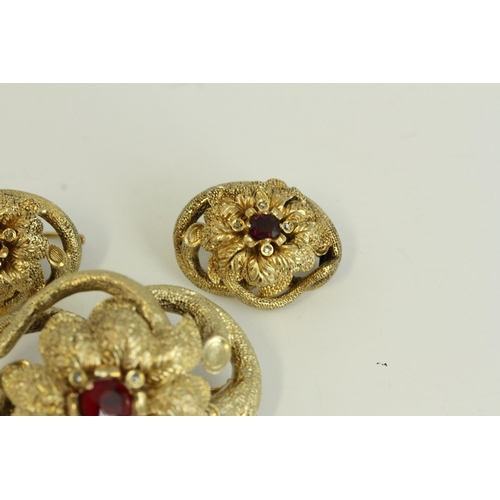 1507 - Antique high carat gold 1858 russian diamond and garnet jewellery suite. Marked with russian marks 5... 