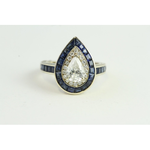 1530 - 14K Sapphire & Diamond Pear-shaped Ring. Central Pear 1ct.