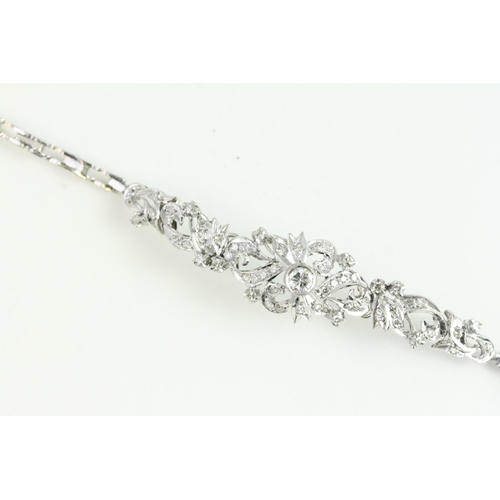 1531 - 18ct Tested, Diamond  Bracelet w / Estimated 1ct Diamonds (10gms).