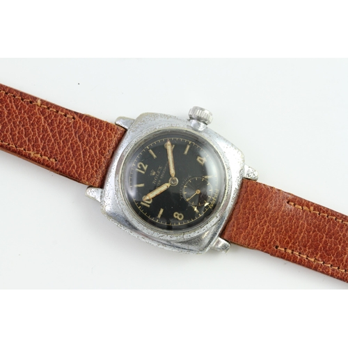 3 - RARE VINTAGE ROLEX SPEED KING GILT DIAL REFERENCE 2081 CIRCA 1939, circular black dial, subsidiary s... 