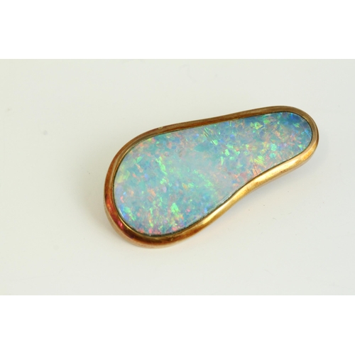 1103 - Fine large natural 14ct gold boulder opal brooch , marked 14k as well as a full hallmark by the make... 