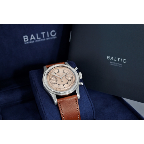 9 - BALTIC BICOMPAX PULSO RAKE & REVOLUTION BOX AND PAPERS 2021, circular salmon dial with baton hour ma... 