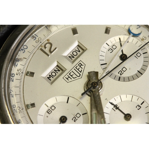 35 - VINTAGE HEUER CARERRA TRIPLE CALENDAR 2547 CIRCA 1967, circular silver dial with tritium baton hour ... 