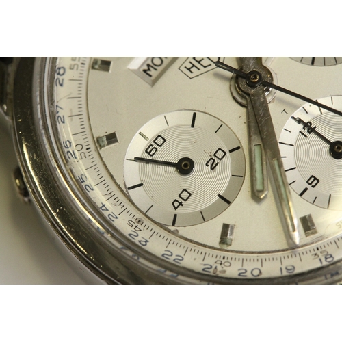 35 - VINTAGE HEUER CARERRA TRIPLE CALENDAR 2547 CIRCA 1967, circular silver dial with tritium baton hour ... 