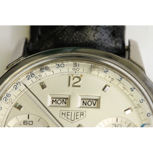 35 - VINTAGE HEUER CARERRA TRIPLE CALENDAR 2547 CIRCA 1967, circular silver dial with tritium baton hour ... 