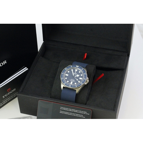 29 - TUDOR PELAGOS FXD 2021 BOX AND PAPERS MARINE NATIONALE, circular matte blue dial with applied hour m... 