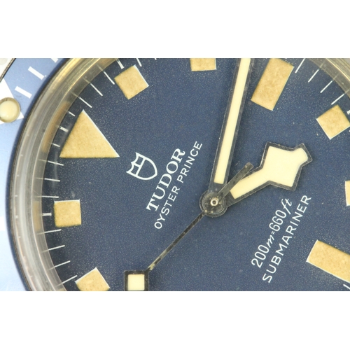 30 - VERY RARE TUDOR SUBMARINER MARINE NATIONALE REF 94010 CIRCA 1978, circular blue dial with patina hou... 