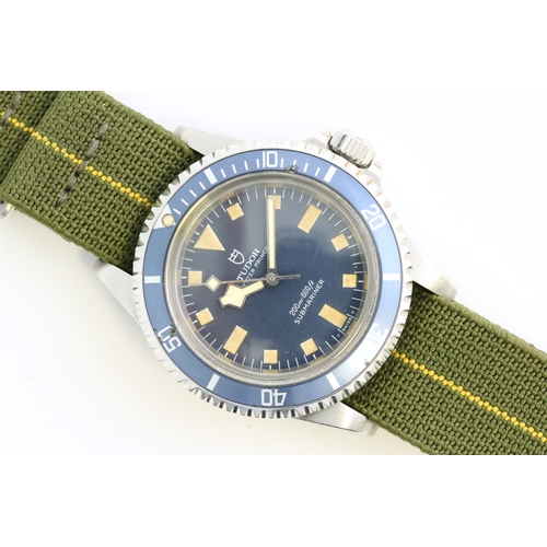 30 - VERY RARE TUDOR SUBMARINER MARINE NATIONALE REF 94010 CIRCA 1978, circular blue dial with patina hou... 