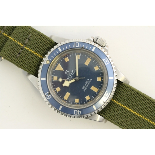 30 - VERY RARE TUDOR SUBMARINER MARINE NATIONALE REF 94010 CIRCA 1978, circular blue dial with patina hou... 