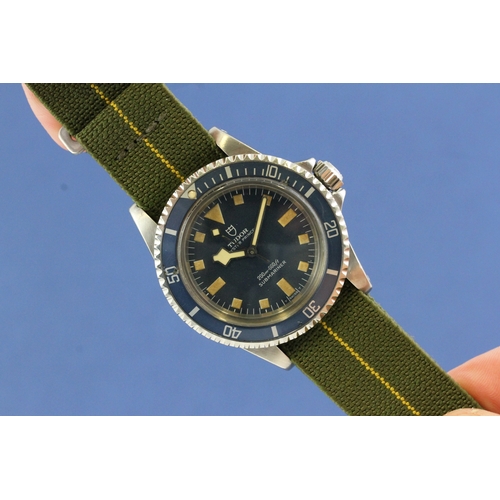 30 - VERY RARE TUDOR SUBMARINER MARINE NATIONALE REF 94010 CIRCA 1978, circular blue dial with patina hou... 