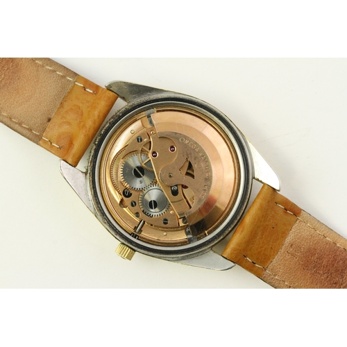 261 - VINTAGE OMEGA SEAMASTER AUTOMATIC REFERENCE 166.067 CIRCA 1969, circular champagne textured dial wit... 