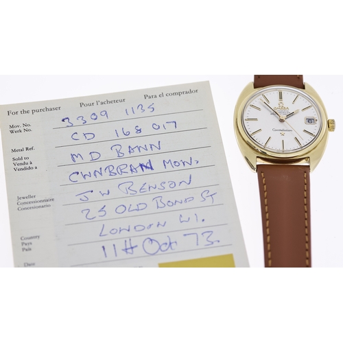 10 - VINTAGE OMEGA CONSTELLATION 168.017 WITH PAPERS 1973, circular silver textured dial with baton hour ... 